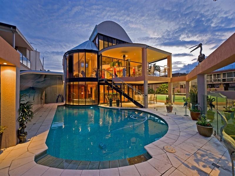 17-19 Howard Street, Runaway Bay QLD 4216