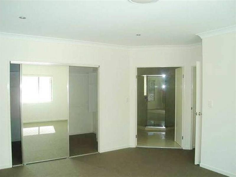 Coombabah QLD 4216