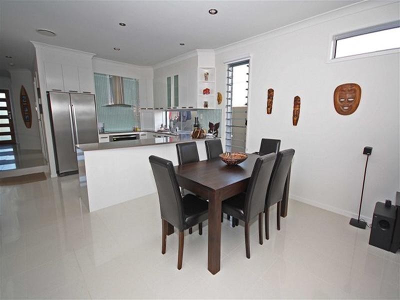 Biggera Waters QLD 4216