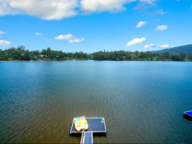 61 Brittany Drive, Oxenford QLD 4210