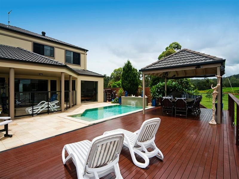 61 Brittany Drive, Oxenford QLD 4210