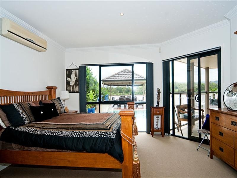 61 Brittany Drive, Oxenford QLD 4210