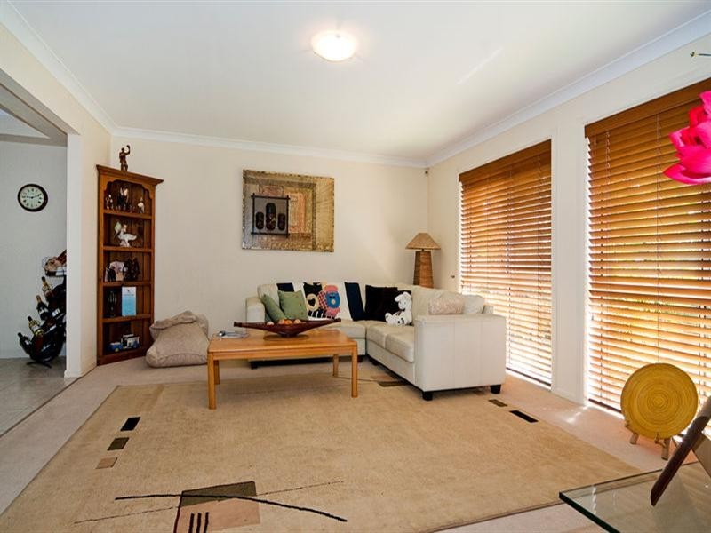 102 Sundance Way, Runaway Bay QLD 4216