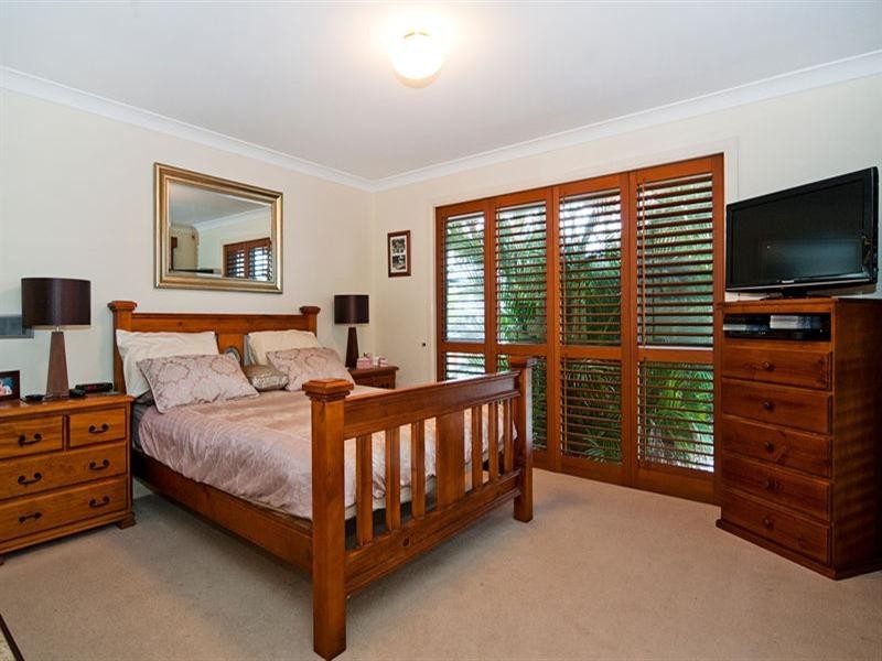 102 Sundance Way, Runaway Bay QLD 4216