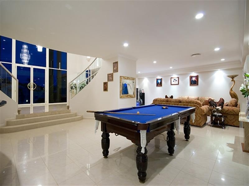 53 Cockleshell Court, Runaway Bay QLD 4216