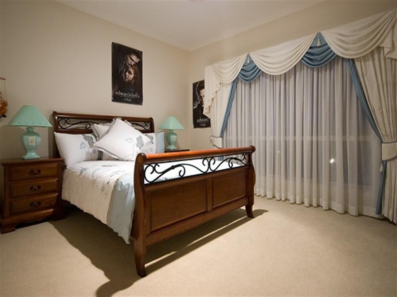 53 Cockleshell Court, Runaway Bay QLD 4216