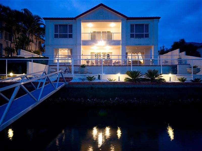 53 Cockleshell Court, Runaway Bay QLD 4216