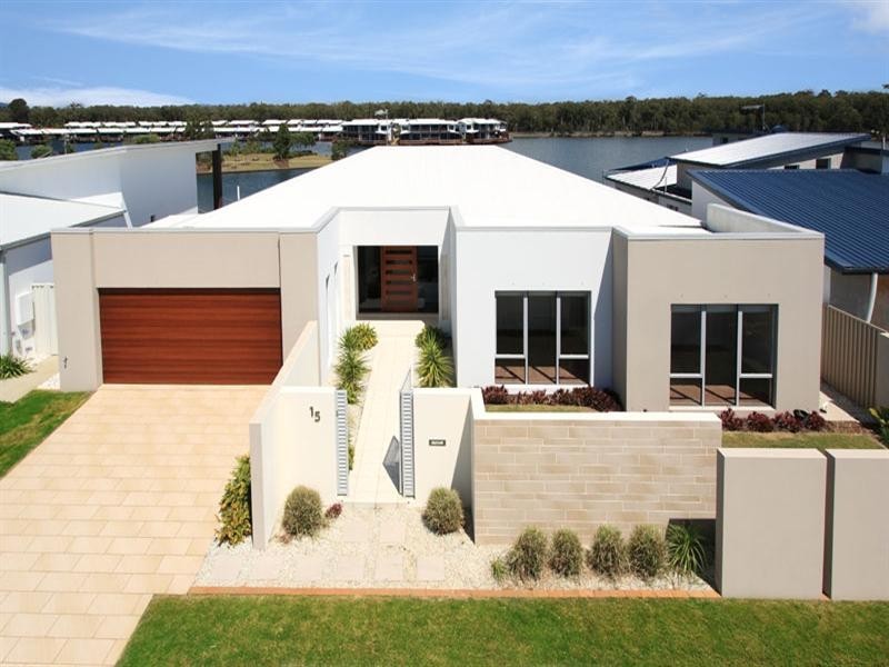 15 Manacor Place, Coombabah QLD 4216