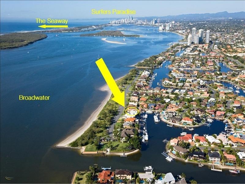 44 Shearwater Esplanade, Runaway Bay QLD 4216