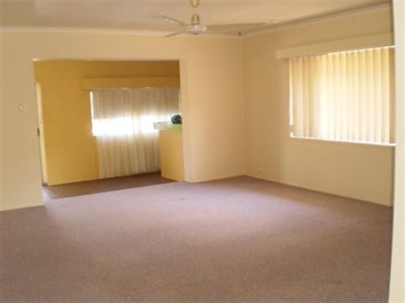 15 Cawthray Street, Biggera Waters QLD 4216