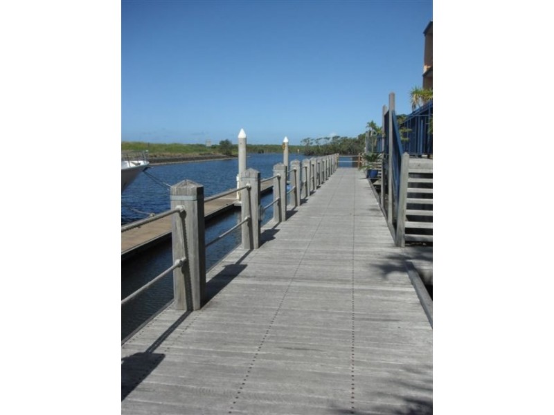 50 John Lund Drive, Hope Island QLD 4212