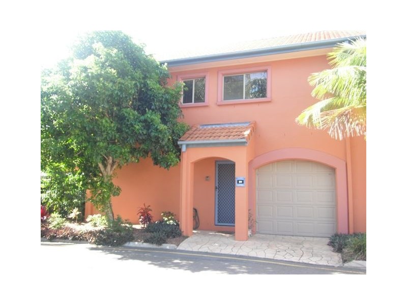 50 John Lund Drive, Hope Island QLD 4212