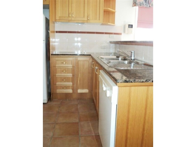 50 John Lund Drive, Hope Island QLD 4212