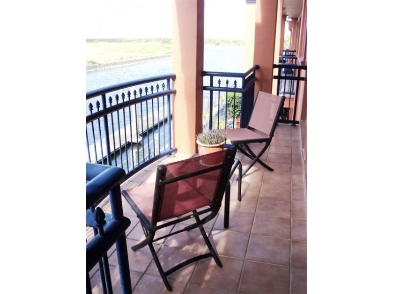 50 John Lund Drive, Hope Island QLD 4212