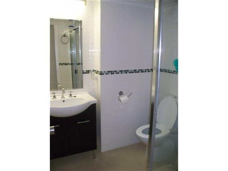 22/162 Frank Street, Labrador QLD 4215