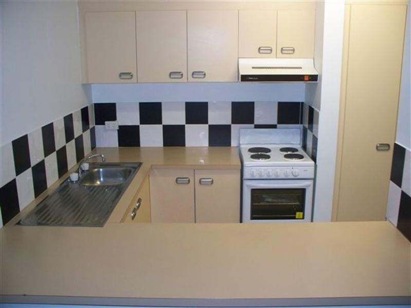 22/162 Frank Street, Labrador QLD 4215