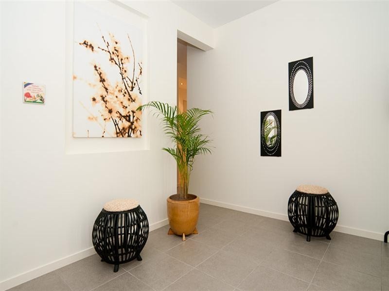 3 James Place, Maudsland QLD 4210