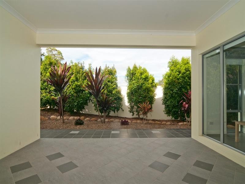 3 James Place, Maudsland QLD 4210