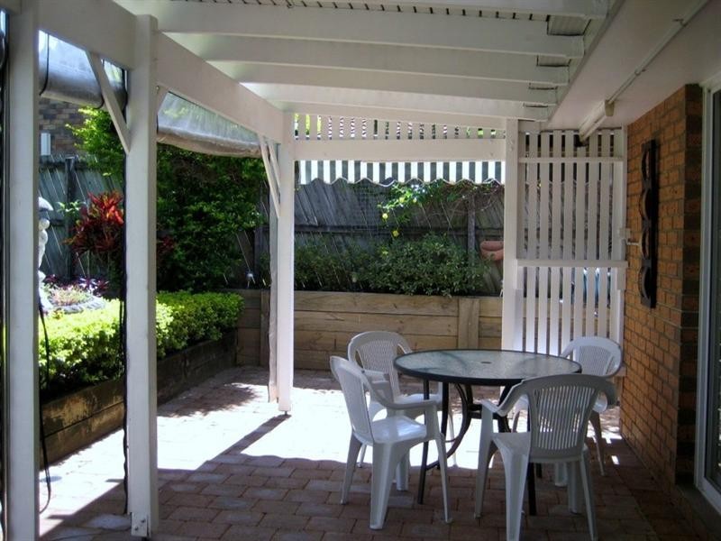 2/8 Ash Court, Arundel QLD 4214