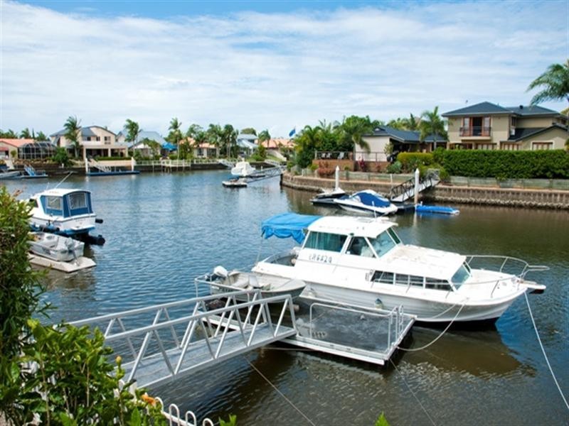 16 Cockleshell Court, Runaway Bay QLD 4216