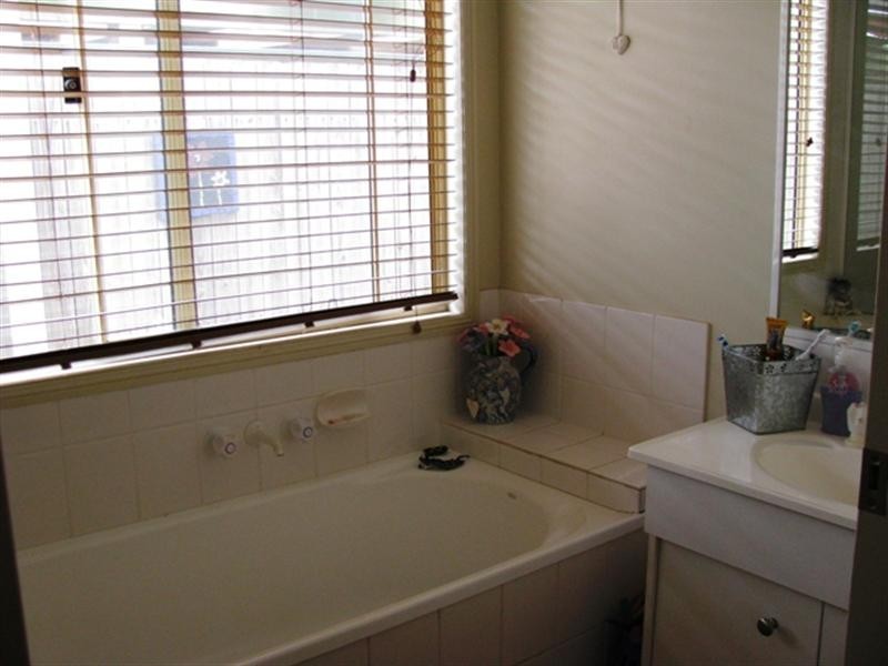42 Sidney Nolan Drive, Coombabah QLD 4216