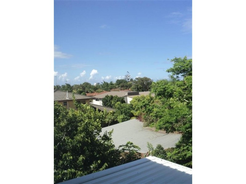 1/50 Government Road, Labrador QLD 4215