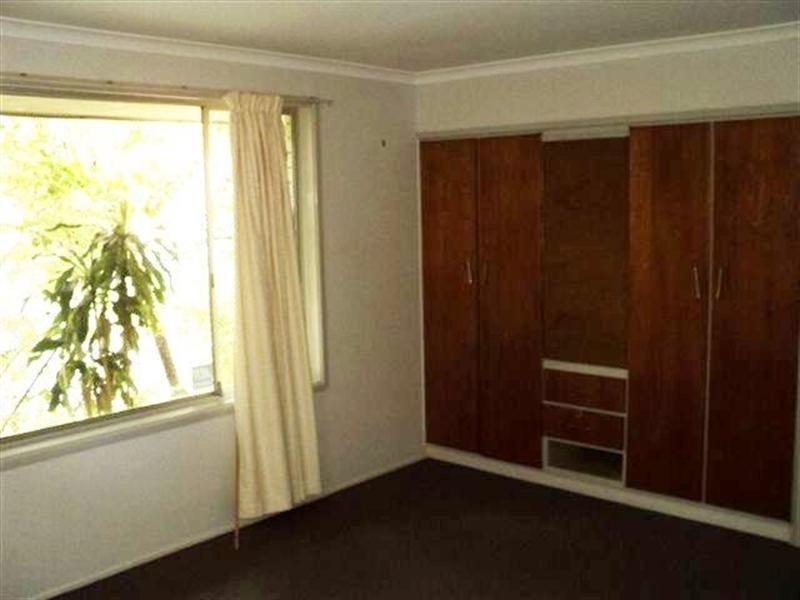 40 Anembo Street, Chevron Island QLD 4217