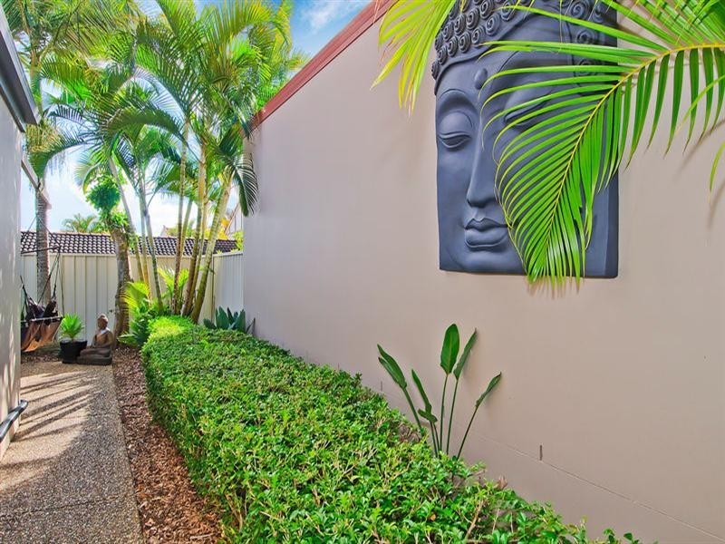 7 Siena Place, Coombabah QLD 4216