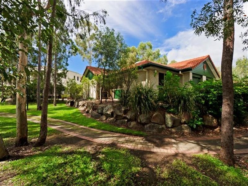 31/15 Monet Street, Coombabah QLD 4216