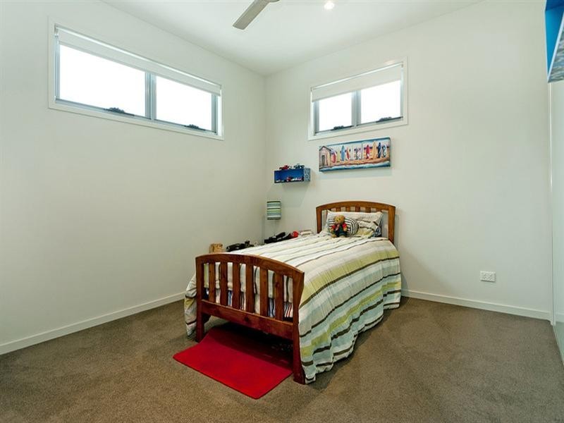 95 Compass Drive, Biggera Waters QLD 4216