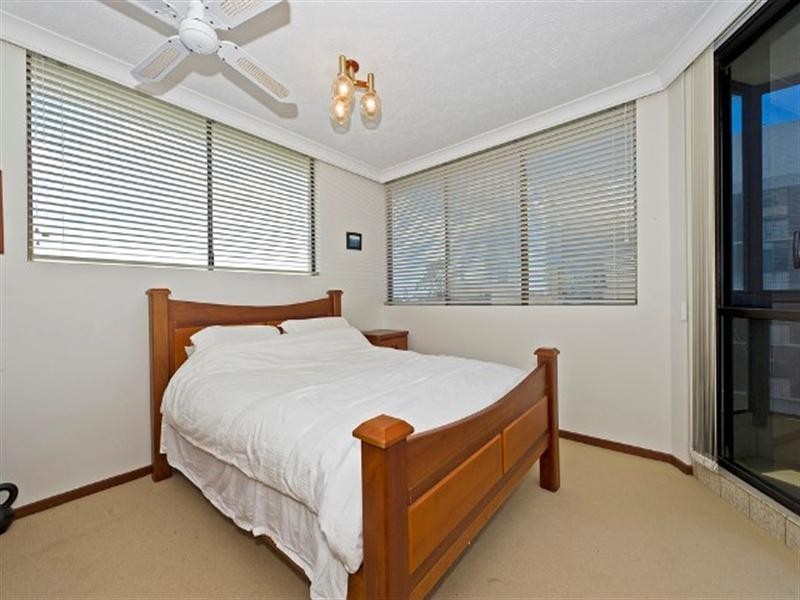 4/534 Marine Parade, Biggera Waters QLD 4216