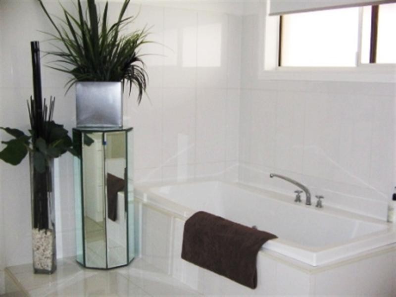 1 Dirk Hartog Place, Hollywell QLD 4216