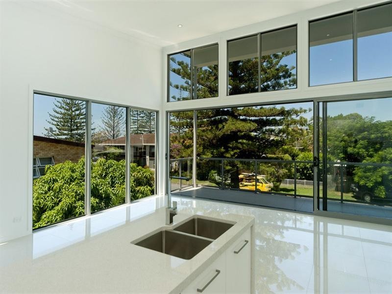 1/3 Jasmine Avenue, Hollywell QLD 4216