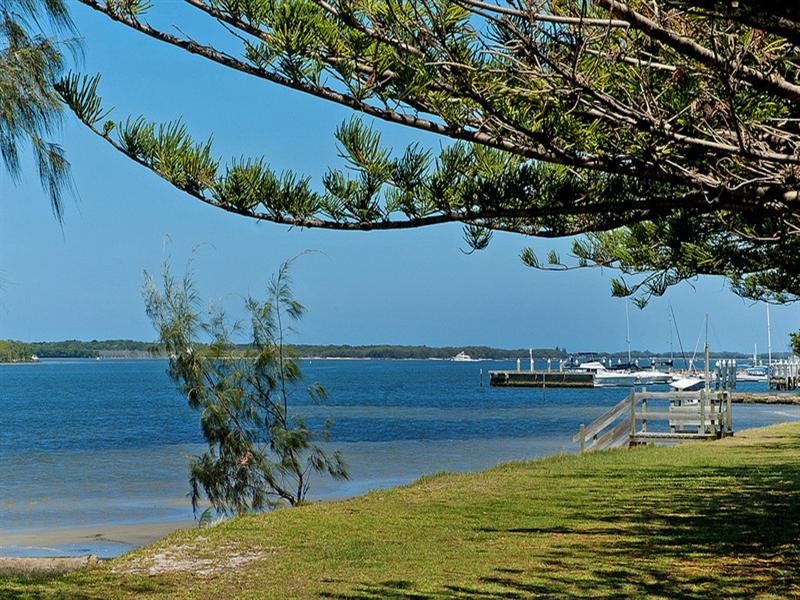 1/3 Jasmine Avenue, Hollywell QLD 4216
