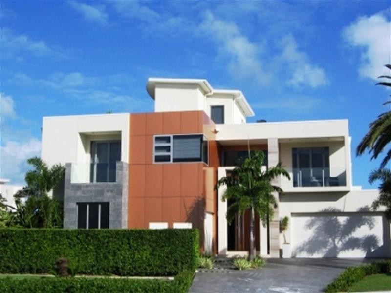 Sovereign Islands QLD 4216