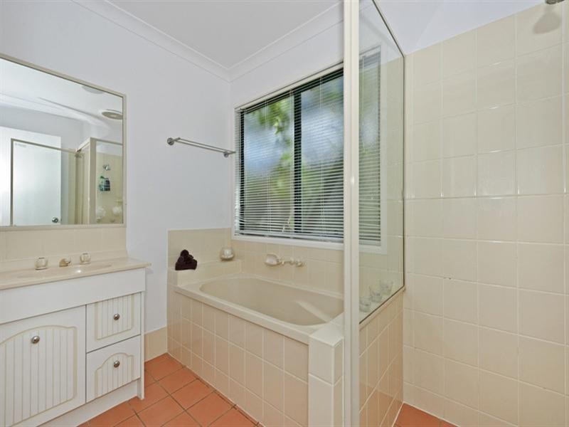 102 Sidney Nolan Drive, Coombabah QLD 4216