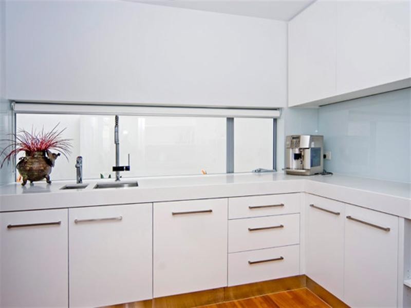 33 KNIGHTSBRIDGE PARADE East, Sovereign Islands QLD 4216