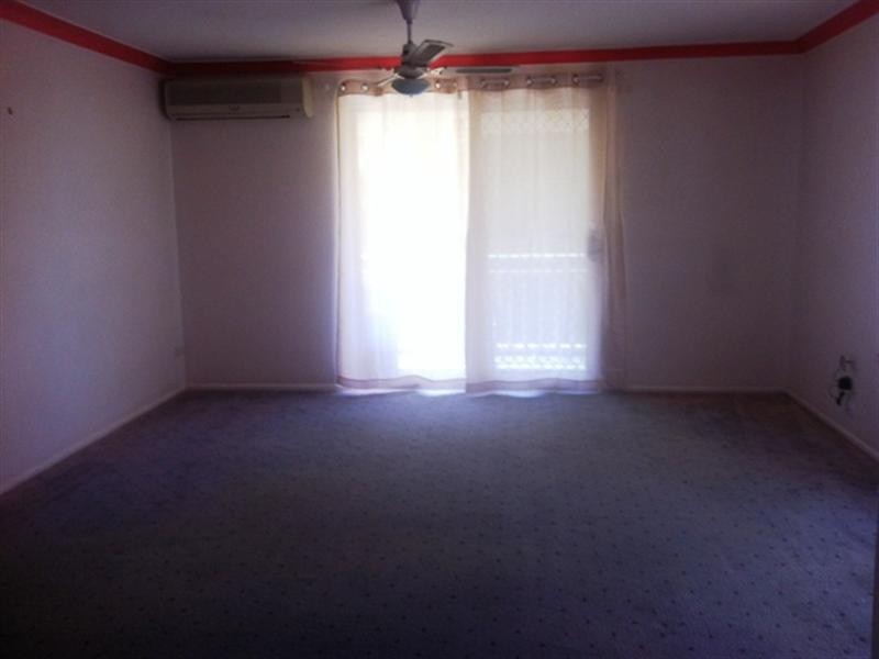 1/421 Oxley Drive, Runaway Bay QLD 4216