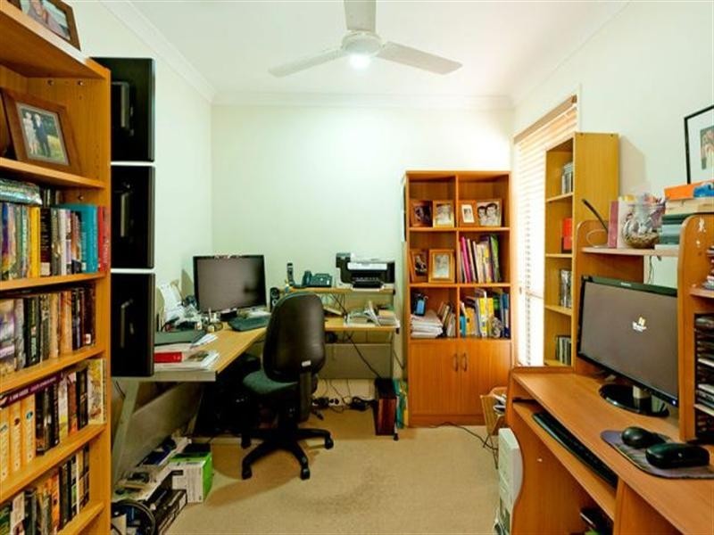 48 Seidler Place, Coombabah QLD 4216
