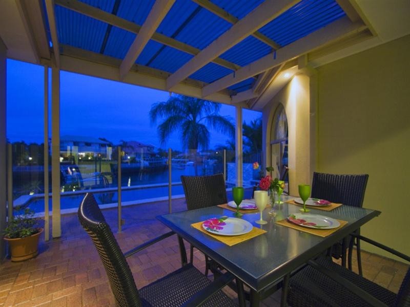 41 Sundance Way, Runaway Bay QLD 4216