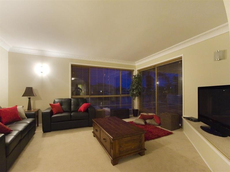 41 Sundance Way, Runaway Bay QLD 4216