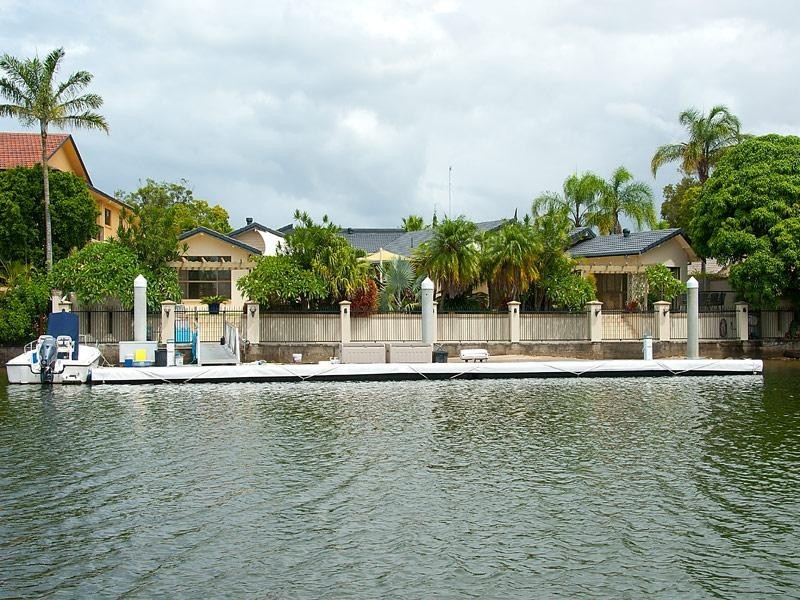 20 Kavieng Crescent, Runaway Bay QLD 4216