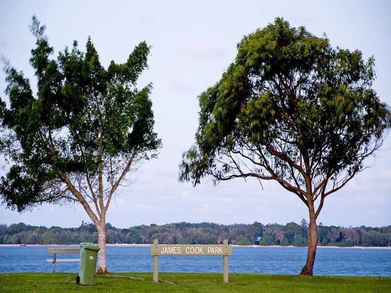 6 Dirk Hartog Place, Hollywell QLD 4216