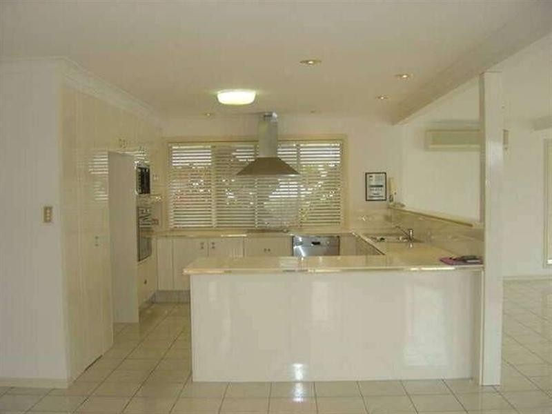 10/131 Morala Avenue, Runaway Bay QLD 4216