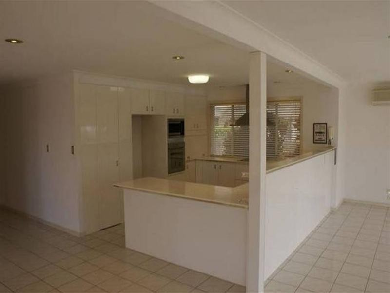 10/131 Morala Avenue, Runaway Bay QLD 4216