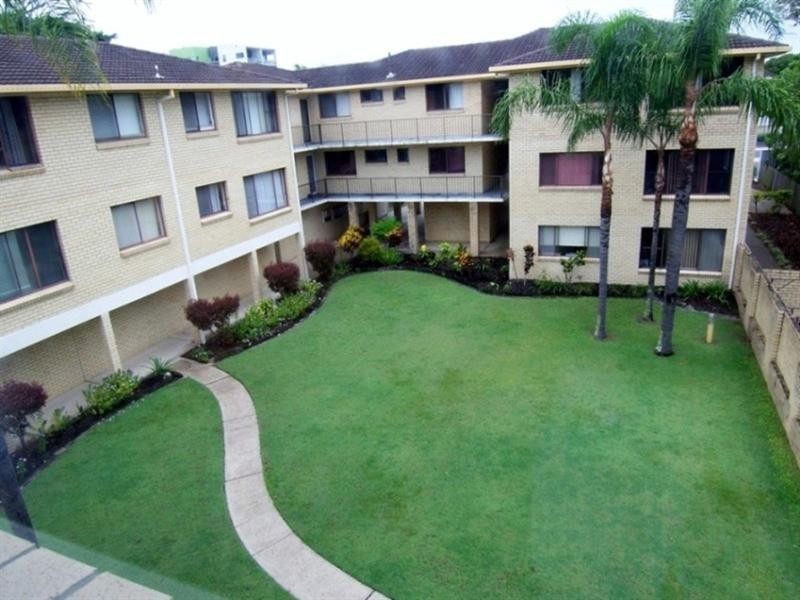 24/115 Frank Street, Labrador QLD 4215