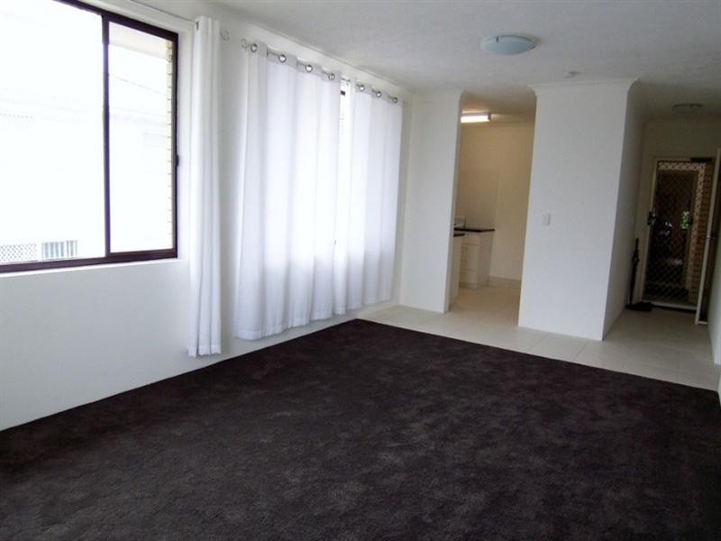 24/115 Frank Street, Labrador QLD 4215