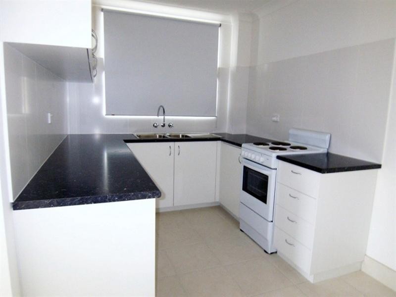 24/115 Frank Street, Labrador QLD 4215