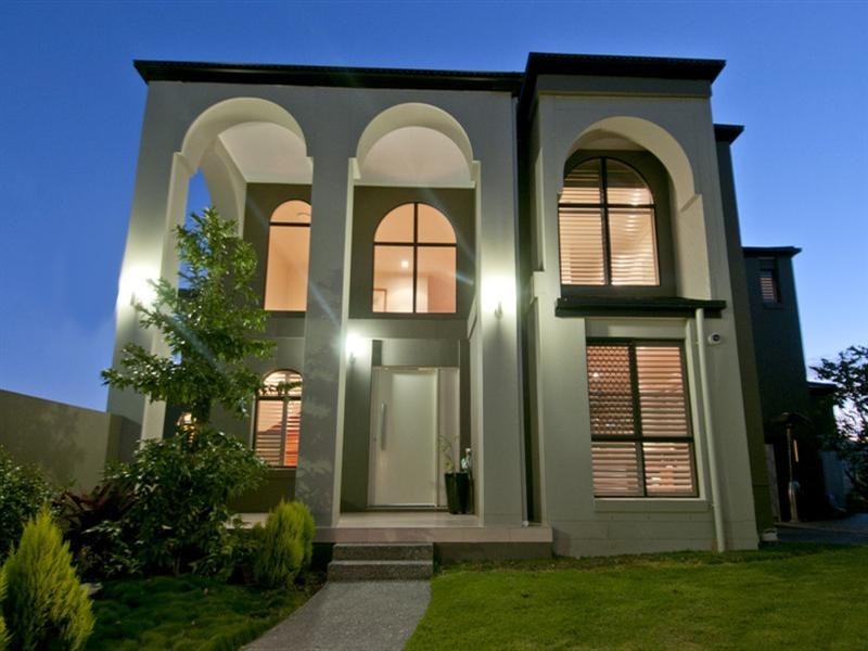 37 South Quay Drive, Biggera Waters QLD 4216