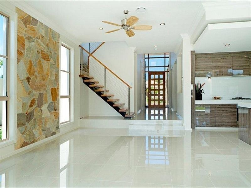 Hope Island QLD 4212